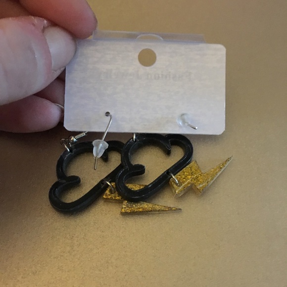 Cloud & Glittery Lightning Bolt Earrings NWT - Picture 3 of 4